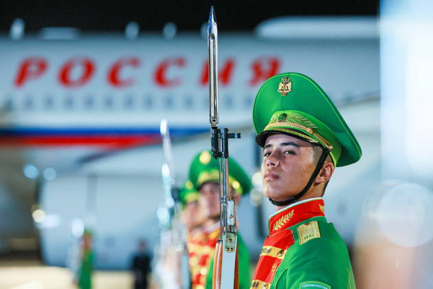 TURKMENISTAN, BALKAN PROVINCE - OCTOBER 8, 2026: A guard of honour attends a ceremony to welcome Vladimir Putin, President of Russia, ahead of a meeting of the CIS (Commonwealth of Independent States) Council of Heads of State in Turkmenbasy Turkmenistan - ZUMAt113 20261008_zaa_t113_504 Copyright: xVladimirxSmirnovx