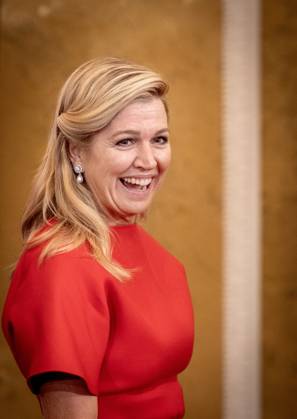 Queen Maxima Receives Appeltjes van Oranje - The Hague Queen Máxima of the Netherlands presents the 2026 Appeltjes van Oranje awards during a ceremony at Noordeinde Palace in The Hague, Netherlands on October 8, 2026. His Majesty King Willem-Alexander and Her Royal Highness Princess Beatrix of the Netherlands are in attendance at the event, where three social initiatives in the Kingdom will be recognized. The winners are to be announced during the ceremony. Photo by Patrick van Emst NL Beeld ABACAPRESS.COM The Hague Netherlands Copyright: xBrunoxPress ABACAx