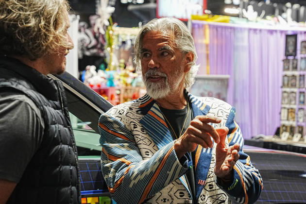 October 8, 2026, New York, New York, USA: Video game designer and Tetris co-founder HENK ROGERS at 2026 New York Comic Con at the Javits Center on October 8, 2026 in New York. HENK ROGERS is on had to welcome the next evolution of Tetris as it moves into the dashboard of a 2027 Volkswagen Atlas. Volkswagen is bringing Tetris to its vehicles through AirConsole, an in car gaming platform that turns the vehicle s infotainment screen into a gaming display, with smartphones serving as the controllers. The games are designed to be played while the vehicle is parked, creating a new kind of entertainment experience inside the car. New York USA - ZUMAb148 20261008_zap_b148_005 Copyright: xBryanxSmithx