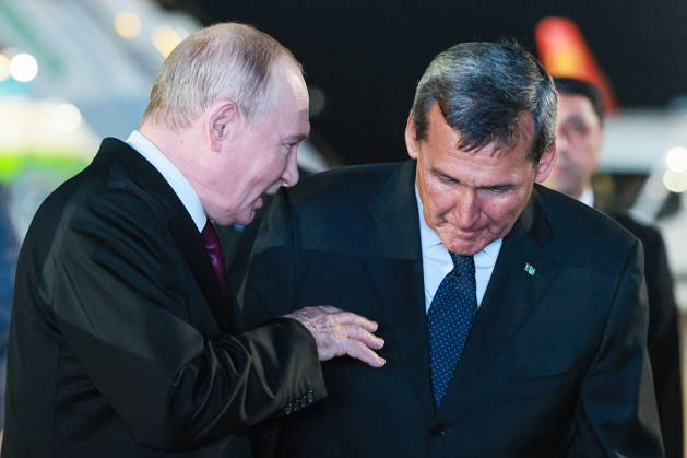 TURKMENISTAN, BALKAN PROVINCE - OCTOBER 8, 2026: Rashid Meredov, Turkmenistan s First Deputy Chairman of the Cabinet of Ministers Minister of Foreign Affairs, listens to Vladimir Putin, President of Russia, during a welcoming ceremony ahead of a meeting of the CIS (Commonwealth of Independent States) Council of Heads of State in Turkmenbasy Turkmenistan - ZUMAt113 20261008_zaa_t113_529 Copyright: xVladimirxSmirnovx