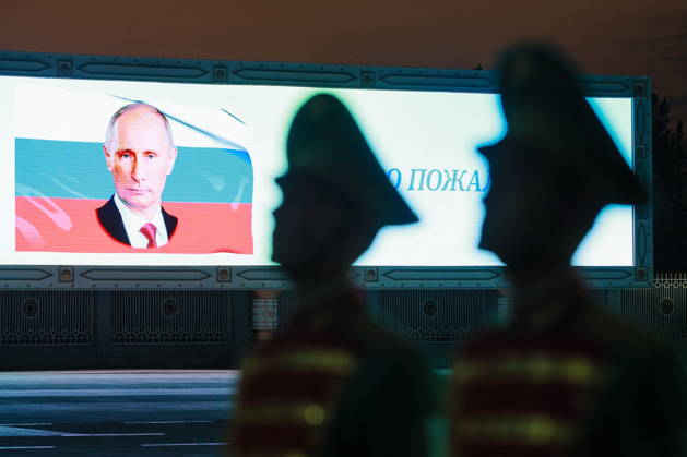 TURKMENISTAN, BALKAN PROVINCE - OCTOBER 8, 2026: Honour guards attend a ceremony to welcome the arrival of Vladimir Putin, President of Russia, ahead of a meeting of the CIS (Commonwealth of Independent States) Council of Heads of State in Turkmenbasy Turkmenistan - ZUMAt113 20261008_zaa_t113_532 Copyright: xVladimirxSmirnovx