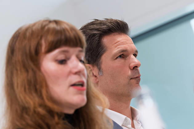 Berlin, October 8, 2026: Steffen Krach (SPD) stands next to Kerstin Wolter Ehling (Die Linke) during a joint press conference in the foyer of the Haus der Statistik following the conclusion of preliminary talks between their parties. Press conference by Die Linke, the Greens, and the SPD in Berlin