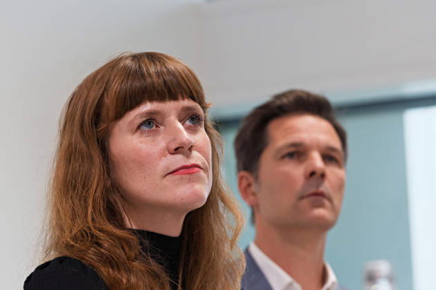 Berlin, October 8, 2026: Kerstin Wolter Ehling of Die Linke (front) and Steffen Krach of the SPD stand side by side during a joint press statement in the foyer of the Haus der Statistik following the conclusion of their parties’ preliminary talks. Press statement by Die Linke, the Greens, and the SPD in Berlin