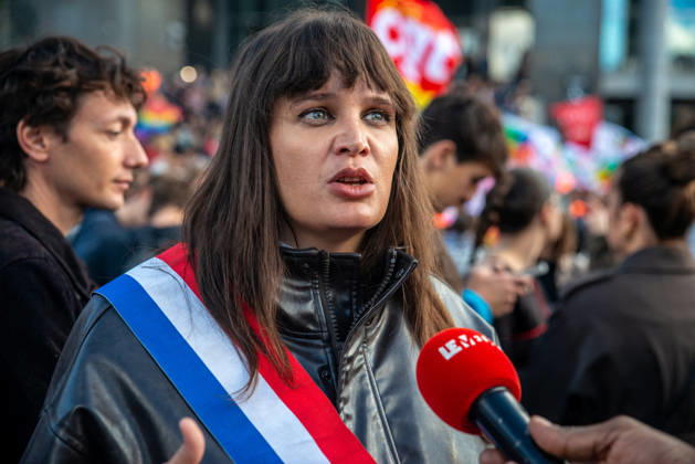 Student Protest - Paris French deputy Alma Dufour of La France Insoumise (LFI) joins high school students during their occupation of Place de la Bastille in Paris, France on October 8, 2026, as part of the protest movement initiated after the October 6 demonstration. Photo by ABACAPRESS.COM Paris France  Copyright: xPrezatxDenis ABACAx