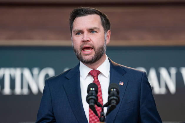 JD Vance During Immigration Program Announcement - Washington Vice President JD Vance gives remarks during an announcement in the South Court Auditorium of the Eisenhower Executive Office Building at the White House in Washington, DC, US, on Thursday, Oct. 8, 2026. The Trump administration said Thursday that it would suspend an immigration program for multiple tech firms, including Microsoft Corp., alleging widespread abuse of a worker visa system. Photo by Aaron Schwartz Pool ABACAPRESS.COM Washington District of Columbia Copyright: xPool ABACAx
