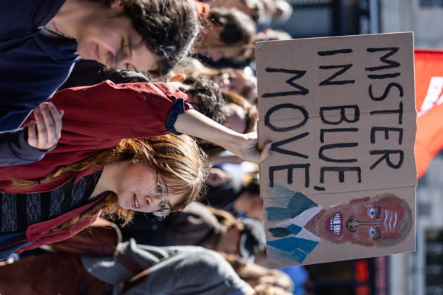 Students Demonstration Over Education Conditions - Bordeaux High school students demonstrate in the streets during a nationwide mobilization calling for more resources and improved conditions in school, in Bordeaux, France, on October 8, 2026. Photo by Margot Le Gonidec ABACAPRESS.COM Bordeaux France Copyright: xLexGonidecxMargot ABACAx