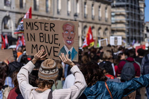Students Demonstration Over Education Conditions - Bordeaux High school students demonstrate in the streets during a nationwide mobilization calling for more resources and improved conditions in school, in Bordeaux, France, on October 8, 2026. Photo by Margot Le Gonidec ABACAPRESS.COM Bordeaux France Copyright: xLexGonidecxMargot ABACAx