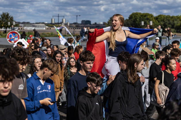 Students Demonstration Over Education Conditions - Bordeaux High school students demonstrate in the streets during a nationwide mobilization calling for more resources and improved conditions in school, in Bordeaux, France, on October 8, 2026. Photo by Margot Le Gonidec ABACAPRESS.COM Bordeaux France Copyright: xLexGonidecxMargot ABACAx