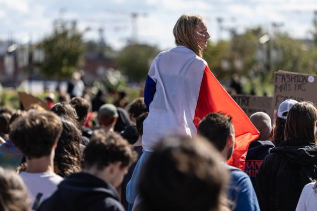 Students Demonstration Over Education Conditions - Bordeaux High school students demonstrate in the streets during a nationwide mobilization calling for more resources and improved conditions in school, in Bordeaux, France, on October 8, 2026. Photo by Margot Le Gonidec ABACAPRESS.COM Bordeaux France Copyright: xLexGonidecxMargot ABACAx