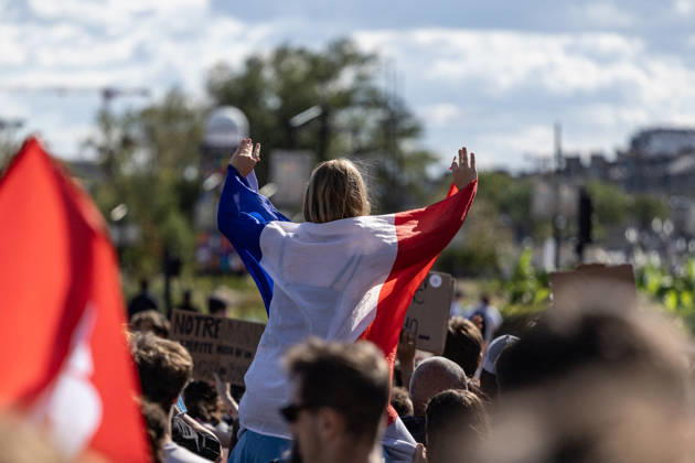 Students Demonstration Over Education Conditions - Bordeaux High school students demonstrate in the streets during a nationwide mobilization calling for more resources and improved conditions in school, in Bordeaux, France, on October 8, 2026. Photo by Margot Le Gonidec ABACAPRESS.COM Bordeaux France Copyright: xLexGonidecxMargot ABACAx