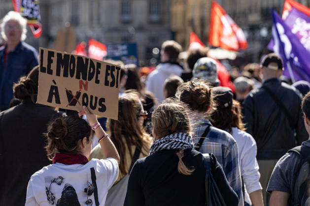 Students Demonstration Over Education Conditions - Bordeaux High school students demonstrate in the streets during a nationwide mobilization calling for more resources and improved conditions in school, in Bordeaux, France, on October 8, 2026. Photo by Margot Le Gonidec ABACAPRESS.COM Bordeaux France Copyright: xLexGonidecxMargot ABACAx