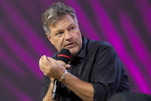 Frankfurt Book Fair 2026: Robert Habeck presents his new book, *Arctic Meltdown*, on the literature stage hosted by ARD, ZDF, and 3sat; Frankfurt am Main, Hesse, Germany; Exhibition Grounds