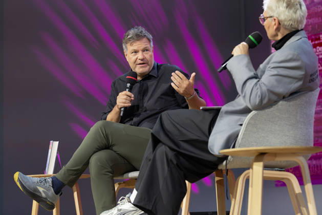 Frankfurt Book Fair 2026: Robert Habeck presents his new book, *Arctic Meltdown*, on the literature stage hosted by ARD, ZDF, and 3sat. In the foreground on the right is host Bärbel Schäfer. Frankfurt am Main, Hesse, Germany. Exhibition grounds.