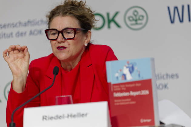 AOK Absenteeism Report 2026 Presented October 8, 2026, Germany, Berlin Press Conference: Absenteeism Report 2026 by the AOK Federal Association and the AOK Scientific Institute (WIsO). Pictured: Prof. Dr. med. Steffi G. Riedel-Heller, MPH, Director of the Institute for Social Medicine, Occupational Medicine, and Public Health at the University o