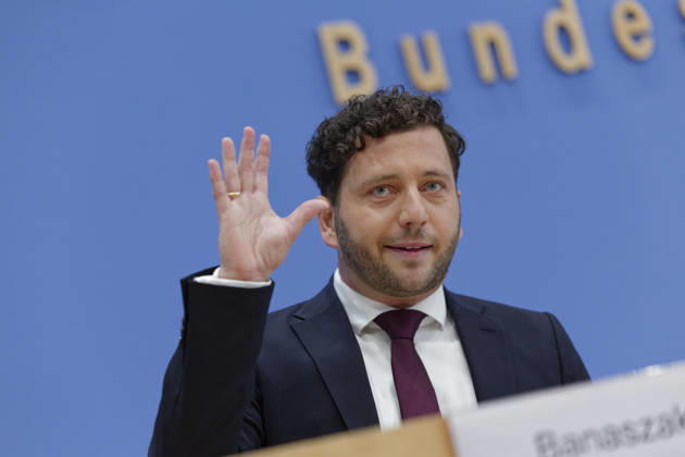 Greens Unveil Plan for Germany October 8, 2026, Germany, Berlin: Federal press conference to present the Green Party’s Bundestag caucus’s flagship resolution, Our Plan for Germany. Pictured: Felix Banaszak, Federal Chair of Alliance 90 The Greens