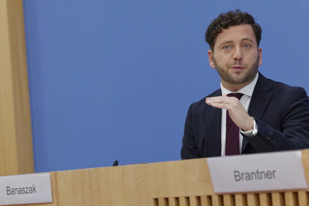 Greens Present Plan for Germany October 8, 2026, Germany, Berlin: Federal press conference to present the Green Party’s Bundestag caucus’s flagship resolution, Our Plan for Germany. Pictured: Felix Banaszak, Federal Chair of Alliance 90 The Greens