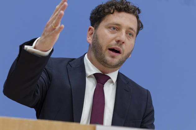 Greens Unveil Plan for Germany October 8, 2026, Germany, Berlin: Federal press conference to present the Green Party’s Bundestag caucus’s flagship resolution, Our Plan for Germany. Pictured: Felix Banaszak, Federal Chair of Alliance 90 The Greens