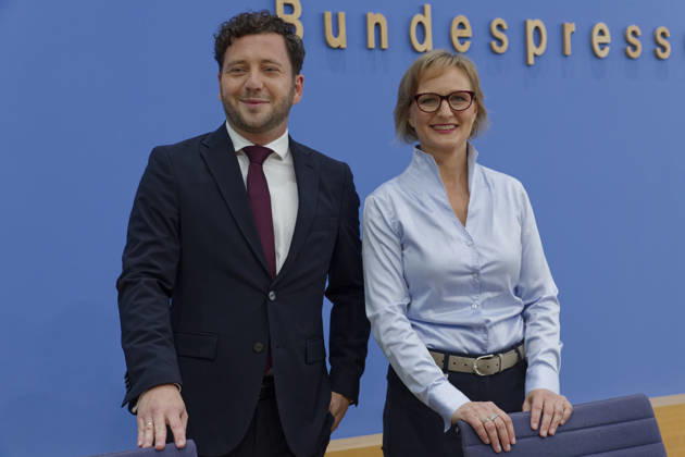 Greens Present Plan for Germany October 8, 2026, Germany, Berlin Federal press conference to present the Green Party’s Bundestag caucus’s flagship motion, Our Plan for Germany. Pictured: Felix Banasz, Federal Executive Committee Chair of Alliance 90 The Greens, and Franziska Brantner, Federal Chair of Alliance 90 The Greens