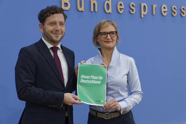 Greens Present Plan for Germany October 8, 2026, Germany, Berlin Federal press conference to present the Green Party’s Bundestag caucus’s flagship motion, Our Plan for Germany. Pictured: Felix Banasz, Federal Executive Committee Chair of Alliance 90 The Greens, and Franziska Brantner, Federal Chair of Alliance 90 The Greens