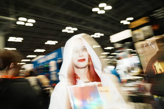 October 8, 2026, New York, New York, USA: A woman in cosplay at the 2026 New York Comic Con at the Javits Center on October 8, 2026 in New York. New York USA - ZUMAb148 20261008_zap_b148_037 Copyright: xBryanxSmithx