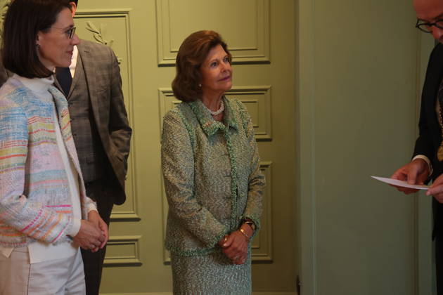 Countess Bettina Bernadotte, Count Björn Bernadotte, Queen Silvia of Sweden, and Uli Burchhardt at the Mentor Foundation’s anniversary celebration on Mainau Island, Mainau, October 8, 2026 Copyright: xAgenturxMatthiasxWehnertx xM.xGränzdörferx