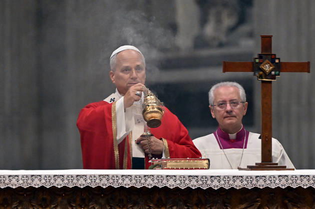 IPA89439190 - Italy, Rome, Vatican, October 8, 2026: Pope Leo XIV celebrates Holy Mass for the start of the academic year at the Pontifical Universities in St. Peter s Basilica in the Vatican. Photo by ALESSIA GIULIANI Catholic Press Photo  Copyright: xx xAlessiaxGiuliani Catholipressphox IPA89439190