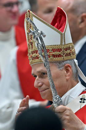 ROME - VATICAN - POPE - 2026 10 8 Italy, Rome, Vatican, 2026 10 8 Pope Leo XIV celebrates Holy Mass for the academic year at the Pontifical Universities in St Peter s Basilica in the Vatican . EDITORIAL USE ONLY - NO BOOKS Copyright: xx