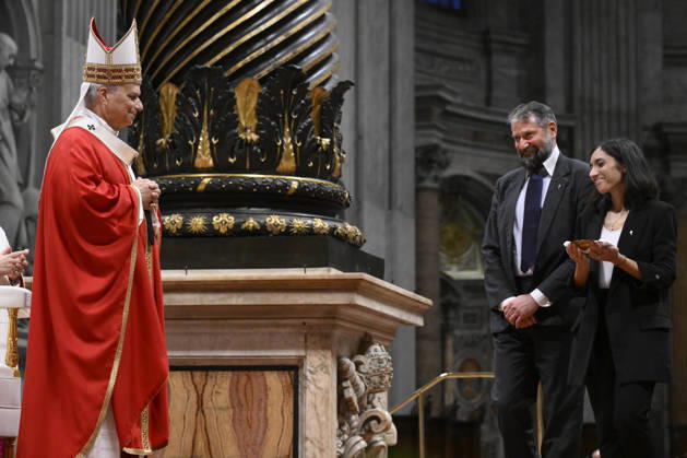IPA89439388 - Italy, Rome, Vatican, October 8, 2026: Pope Leo XIV presides over Holy Mass to mark the opening of the academic year at the pontifical universities in St. Peter s Basilica in the Vatican. Photo by VATICAN MEDIA Catholic Press Photo Copyright: xVATICANxMEDIA xCatholicxPressxPhotox xx IPA89439388
