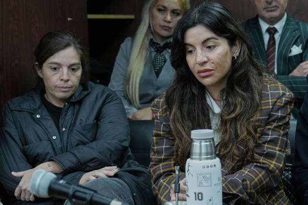 Closing arguments begin in the Maradona s death in Argentina SAN ISIDRO, ARGENTINA - OCTOBER 8: Dalma Maradona (L), and Gianinna Maradona (R), Diego Maradona’s daugthers, are seen at courthouse as prosecutors and plaintiff attorneys present their closing arguments before Oral Criminal Court No. 7 in San Isidro, Argentina on October 8, 2026. The trial has entered its final stage, with the accusing parties seeking severe penalties against seven medical professionals charged with homicide with eventual intent over allegations of negligent and indifferent medical care that contributed to Maradona’s death. Luciano Gonzalez Anadolu San Isidro Argentina. Editorial use only. Please get in touch for any other usage. Copyright: x2026xAnadoluxLucianoxGonzalezx