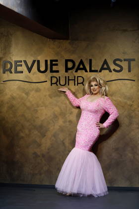 September 1, 2026, Herne: Revue Palast Ruhr press conference for the new show Iconics —a mix of cross-dressing, drag, live singing, acrobatics, and dance—Roxy