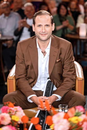 MDR Riverboat: Antique dealer Julian Schmitz Avila during the taping of the MDR talk show Riverboat on October 8, 2026, at Mediacity Leipzig 20261008SFL0048