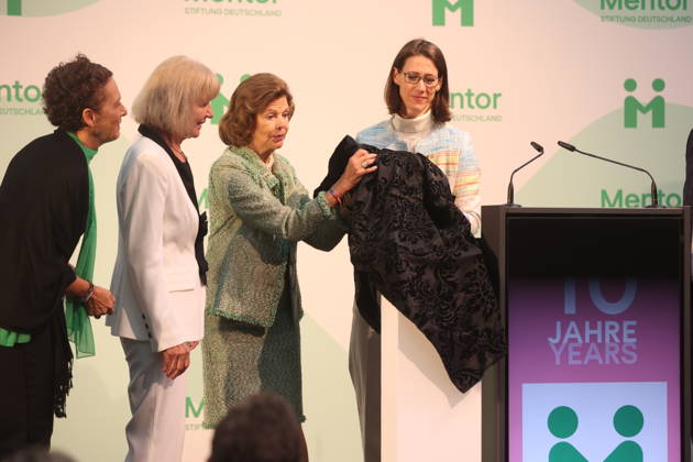 Sybille Perez, Monika Brandt, Countess Bettina Bernadotte, and Queen Silvia of Sweden at the Mentor Future Prize award ceremony during the Mentor Foundation’s anniversary celebration on Mainau Island, Mainau, October 8, 2026 Copyright: xAgenturxMatthiasxWehnertx xM.xGränzdörferx
