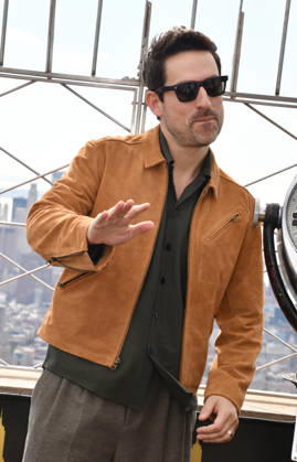 NEW YORK, NY- OCTOBER 8: Ed Weeks at the Empire State Building to Celebrate the Premiere of CBS New Series, Eternally Yours on October 8, 2026 in New York City. Credit: AdMedia New York City USA - ZUMAa123 20261008_zaa_a123_099 Copyright: xJohnxFyckex