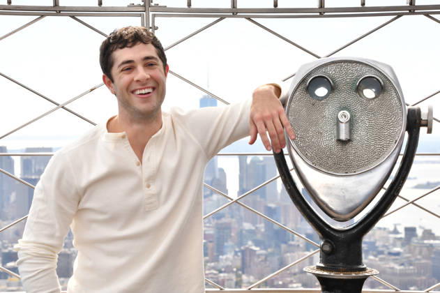 NEW YORK, NY- OCTOBER 8: Jaren Lewison at the Empire State Building to Celebrate the Premiere of CBS New Series, Eternally Yours on October 8, 2026 in New York City. Credit: AdMedia New York City USA - ZUMAa123 20261008_zaa_a123_117 Copyright: xJohnxFyckex
