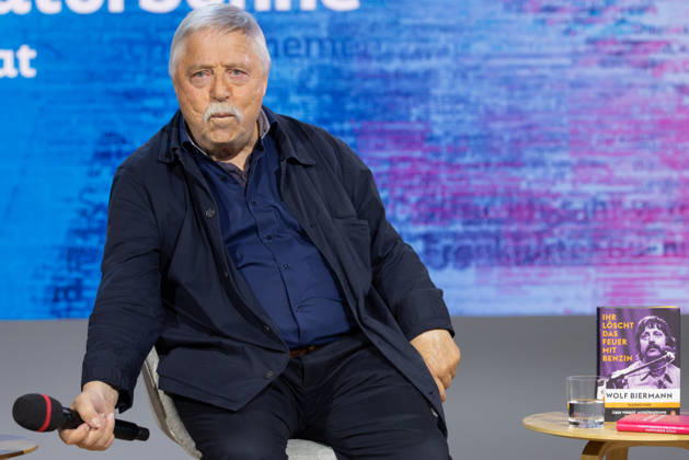 Frankfurt Book Fair 2026: Wolf Biermann presents his book *Ihr löscht das Feuer mit Benzin* on the literature stage hosted by ARD, ZDF, and 3sat, Frankfurt am Main, Hesse, Germany, Exhibition Center