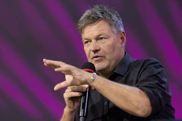 Frankfurt Book Fair 2026: Robert Habeck presents his new book, *Arctic Meltdown*, on the literature stage hosted by ARD, ZDF, and 3sat; Frankfurt am Main, Hesse, Germany; Exhibition Center