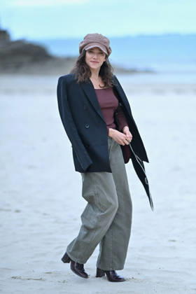 37th Dinard British Irish Film Festival Day 2 FC Jury members Zoe Adjani, attend the inauguration of the beach hut bearing Amira Casar name during Day Two of the 37th Dinard British Irish Film Festival on October 8, 2026 in Dinard, France Photo by Franck Castel ABACAPRESS.COM Dinard Copyright: xCastelxFranck ABACAx