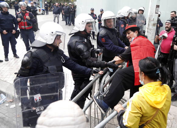 Demonstration Against the Proposed Territorial Reform in Tirana, Albania. Protesters scuffle with anti-riot police during an anti-government protest against the government s administrative and territorial reform, in front of the Parliament building in Tirana, Albania, on October 8, 2026. Light Studio Agency Malton Dibra Tirana Albania Copyright: xLightxStudioxAgencyx xMaltonxDibrax
