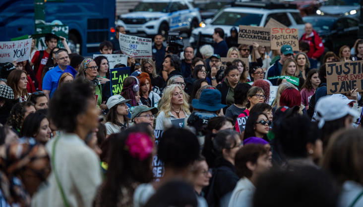 October 8, 2026, New York, New York, USA: Hundreds of sexual assualt survivors and aliies came together in solidarity with Jane Doe in the wake of the Cornell 7 case. Speakers from womens rights groups Women s March, Me Too, Feminist Generation and Feminist took the stage to speak on the culture of sexual violence in the US. New York USA - ZUMAh214 20261008_znp_h214_018 Copyright: xSDxHerzogx