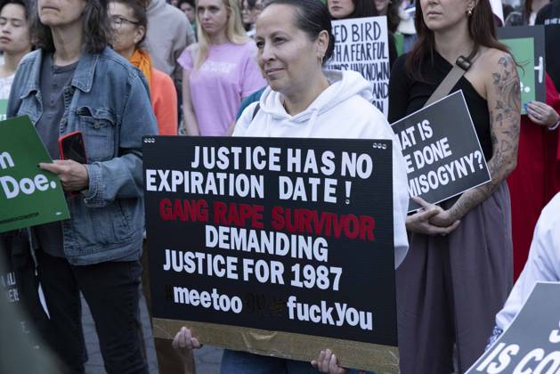 October 8, 2026, New York, New York, USA: A demonstrator holds a sign that reads JUSTICE HAS NO EXPIRATION DATE! GANG RAPE SURVIVOR DEMANDING JUSTICE FOR 1987 meetoo fuckyou joining hundreds at a rally in Foley Square outside the New York State Supreme Court building in Lower Manhattan under the banner . StopSexualViolence: From the Frat House to the White House. The protest is one of many rallies and campus walkouts around the country demanding justice for Cornell s Jane Doe. New York USA - ZUMAr174 20261008_znp_r174_017 Copyright: xGinaxMxRandazzox