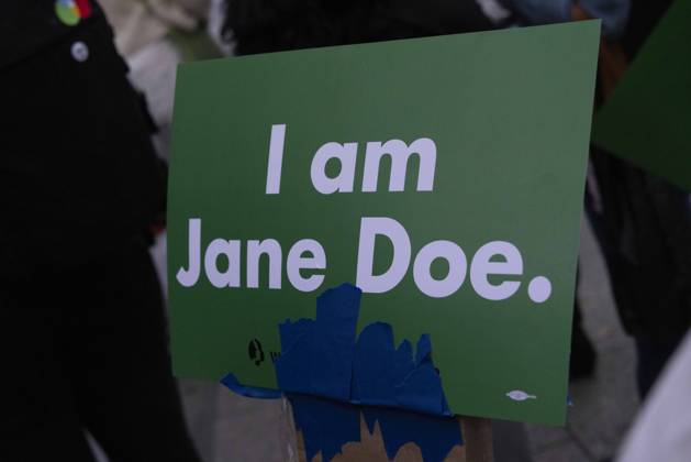 October 8, 2026, New York, New York, USA: Hundreds rally in Foley Square outside the New York State Supreme Court building in Lower Manhattan under the banner . StopSexualViolence: From the Frat House to the White House joining rallies and campus walkouts around the country demanding justice for Cornell s Jane Doe. A sign reads I am Jane Doe. New York USA - ZUMAr174 20261008_znp_r174_043 Copyright: xGinaxMxRandazzox