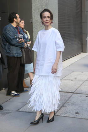 October 8, 2026, New York, New York, USA: SARAH PAULSON arrives at ABC Studios New York USA - ZUMAh16_ 20261008_zaf_h16_055 Copyright: xDanxHerrickx
