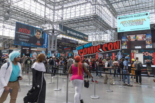 New York Comic Con 2026, People in costumes and makeup pose during New York Comic Con 2026 at the Javits Center in New York City, United States, on Thursday, October 8, 2026. NEW YORK NEW YORK UNITED OF AMERICA Copyright: xVANESSAxCARVALHOx