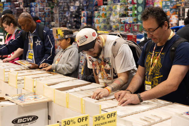October 8, 2026, New York, New York, USA: People in costumes and makeup pose during New York Comic Con 2026 at the Javits Center in New York City, United States, on Thursday, October 8, 2026. New York USA - ZUMAc233 20261008_zsp_c233_055 Copyright: xVanessaxCarvalhox