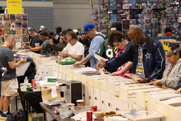October 8, 2026, New York, New York, USA: People in costumes and makeup pose during New York Comic Con 2026 at the Javits Center in New York City, United States, on Thursday, October 8, 2026. New York USA - ZUMAc233 20261008_zsp_c233_052 Copyright: xVanessaxCarvalhox