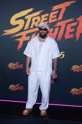 October 8, 2026: TO-45411 & x2013; Mexico City. October 8, 2026. Jason Momoa during the "Street Fighter" movie fan event at Plaza Universidad in Mexico City. Clasos.com.mx - ZUMAcs4_ 20261008_faa_cs4_167 Copyright: xMikaxRoblesx