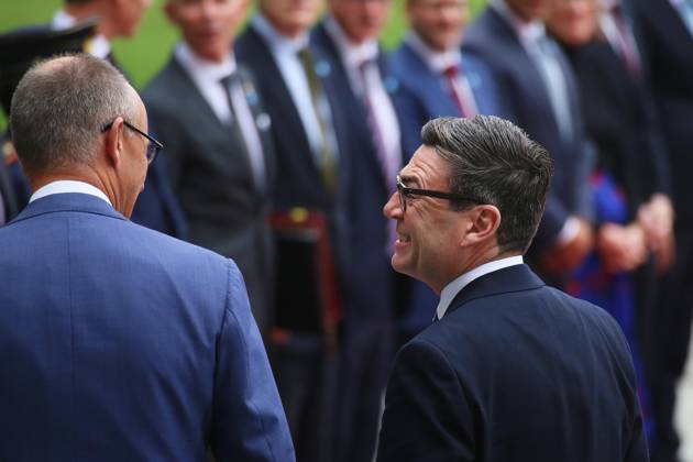 Berlin, Germany, October 8, 2026 Federal Chancellery Reception for the Prime Minister of the United Kingdom German Chancellor Friedrich Merz (CDU) and Andrew Andy Burnham at the reception with military honors Copyright: xdtsxNachrichtenagenturx dts_137598
