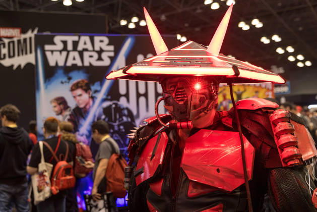 October 8, 2026, New York, New York, USA: People in costumes and makeup pose during New York Comic Con 2026 at the Javits Center in New York City, United States, on Thursday, October 8, 2026. New York USA - ZUMAc233 20261008_zsp_c233_021 Copyright: xVanessaxCarvalhox