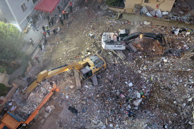 Search and rescue efforts completed in partially collapsed building in Istanbul ISTANBUL, TURKIYE - OCTOBER 9: An aerial view of the area as search and rescue efforts are completed at the site of a seven-story building that partially collapsed in the Maltepe district of Istanbul, Turkiye, on October 09, 2026. Murat Sengul Anadolu Istanbul Turkey. Editorial use only. Please get in touch for any other usage. Copyright: x2026xAnadoluxMuratxSengulx
