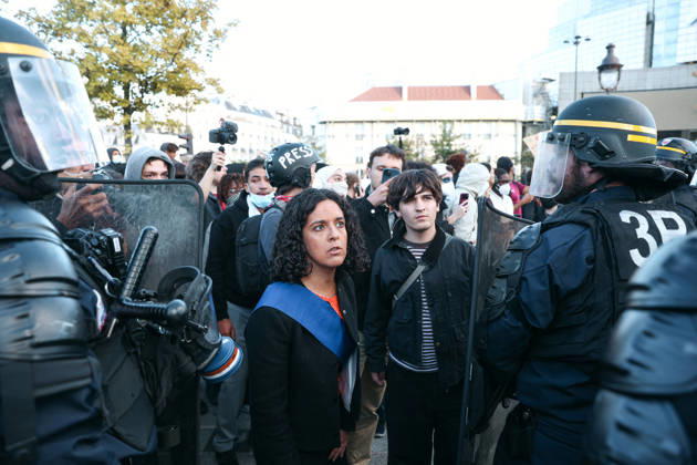 High School And University Student Protest - Paris Manon Aubry, Member of the European Parliament for La France Insoumise, during a nationwide youth demonstration. Nationwide mobilization by high school and university students calling for better teaching and study conditions, increased funding and staffing, an end to overcrowded classrooms and deteriorating infrastructure, and improved access to education, amidst concerns over social inequalities and student financial insecurity in Paris, France, October 8, 2026. Photo by Christophe Michel ABACAPRESS.COM Paris ILE DE FRANCE France Copyright: xMichelxChristophe ABACAx